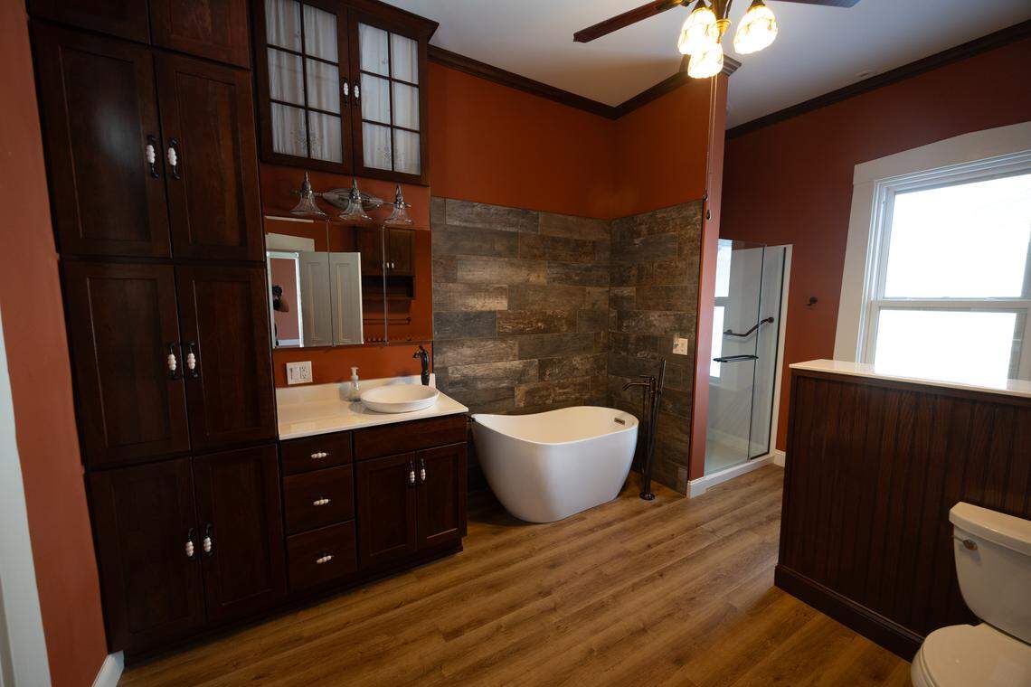  The spacious main bathroom is one of the more significant modern amenities of the home.