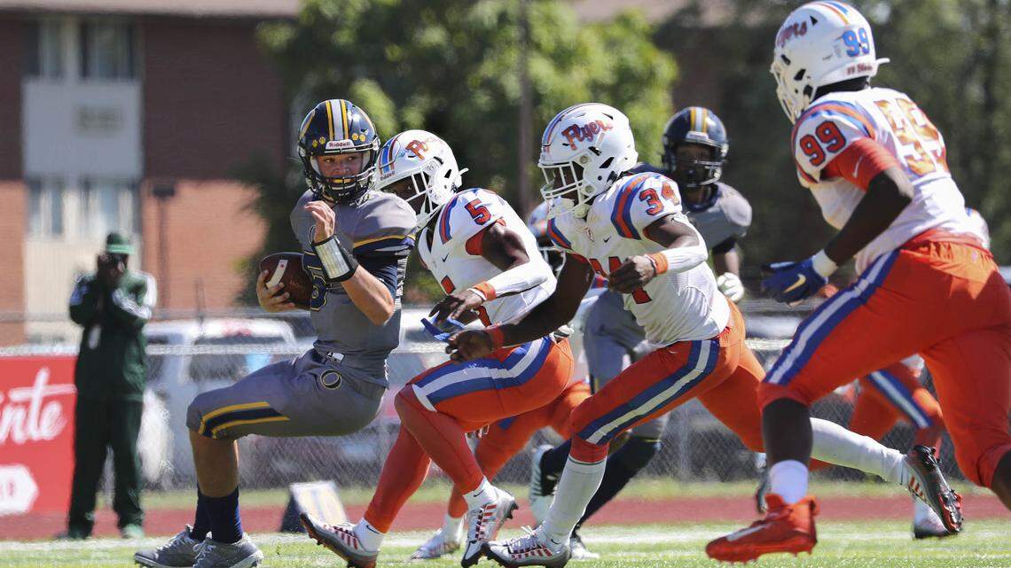 HS football playoffs: Belleville East, Althoff, O’Fallon all have first round games