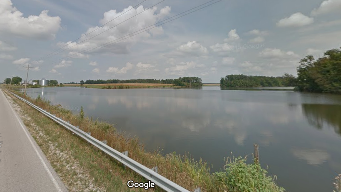 A man fell into a lake while tubing and never resurfaced, Illinois police said. His body was later recovered.