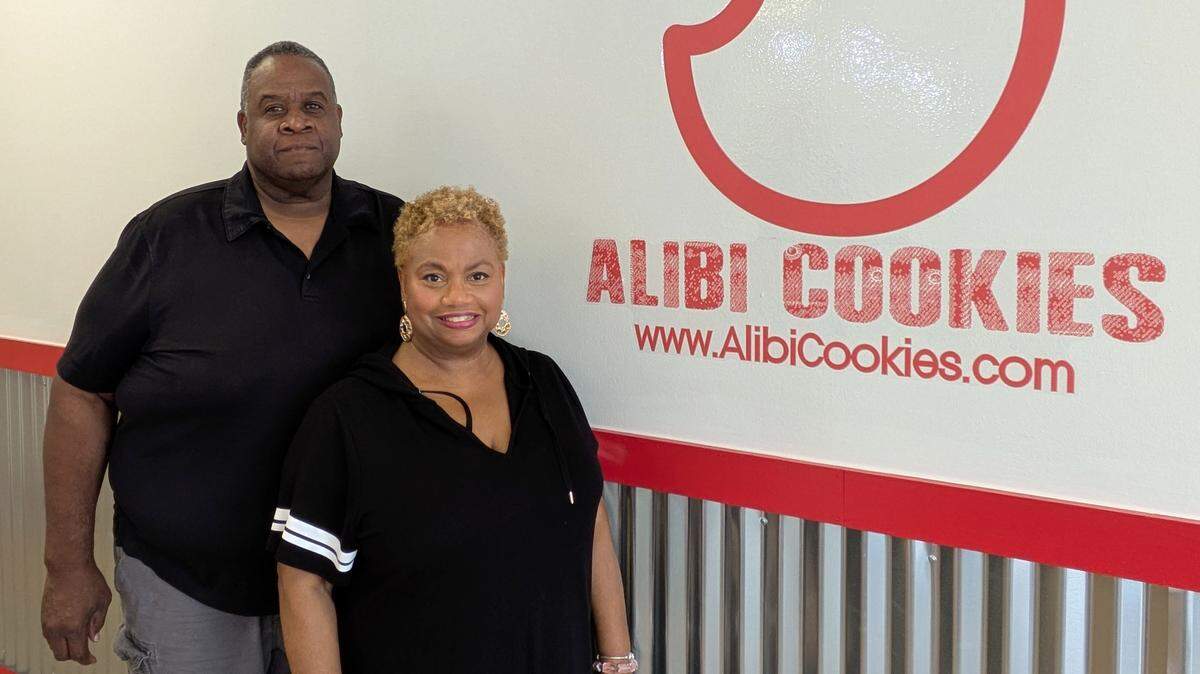 Rozmond and Daphne Dorsey, owners of Alibi Cookies in Fairview Heights