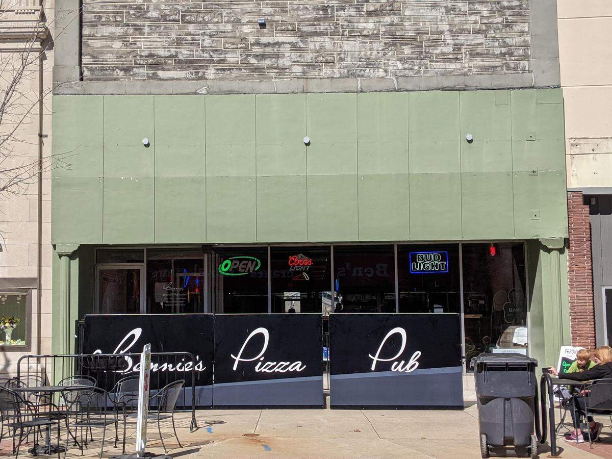 On Monday, March 15, the Belleville City Council approved a permit application for Bennie’s Pizza Pub to install the business’ signage.