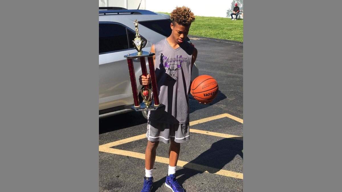 Dexter Byrd was a member of the Brooklyn Bulls basketball team. The teen was fatally shot on Tuesday in Cahokia.
