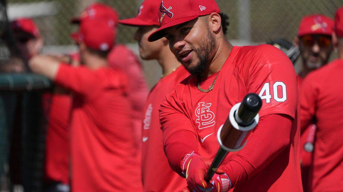 Cardinals’ Contreras hears snickers about playing first base and ‘I don’t give a (flip).’