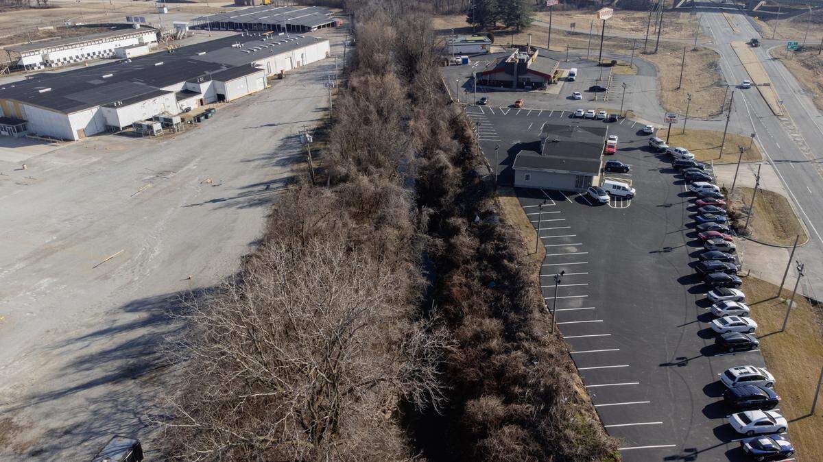 The St. Clair County Public Building Commission on Feb. 15, 2024, voted to purchase the Auffenberg Belleville used car lot on South Illinois Street.