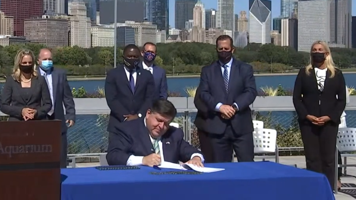 Illinois’ new energy plan promises massive shift away from fossil fuels