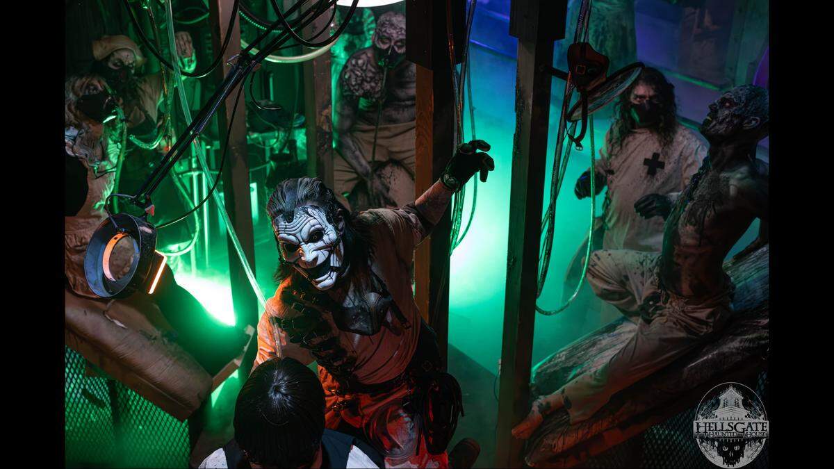 HellsGate Haunted House features a “multi-level mansion” deep in the woods.