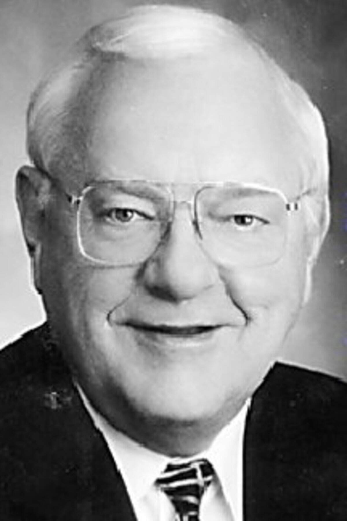 George Ryan, who served as Illinois governor from 1999 to 2003, also earlier served as Speaker in the Illinois House, Lieutenant Governor and Secretary of State. Accused of fraud and racketeering, he was convicted of federal public corruption charges in 2006.