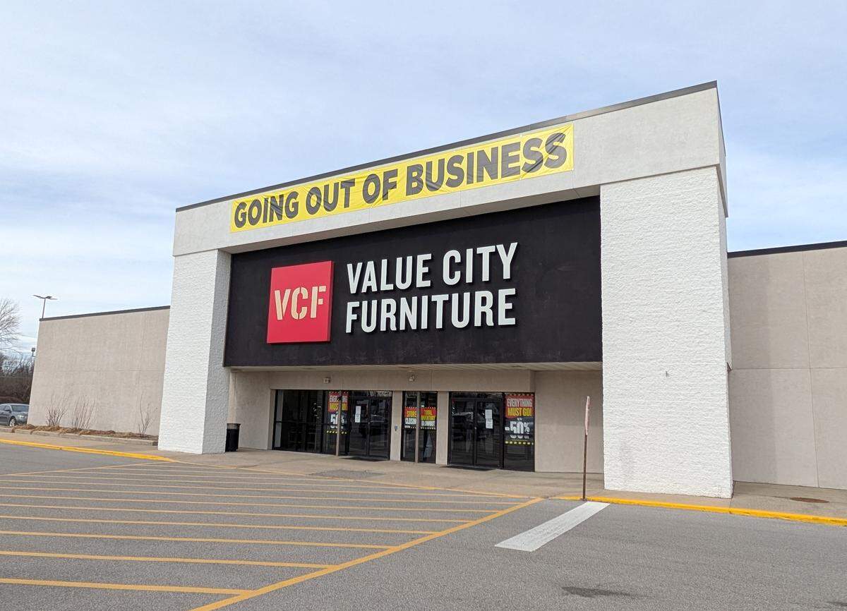 Value City Furniture, 10705 Lincoln Trail, Fairview Heights, first opened in November 1994.