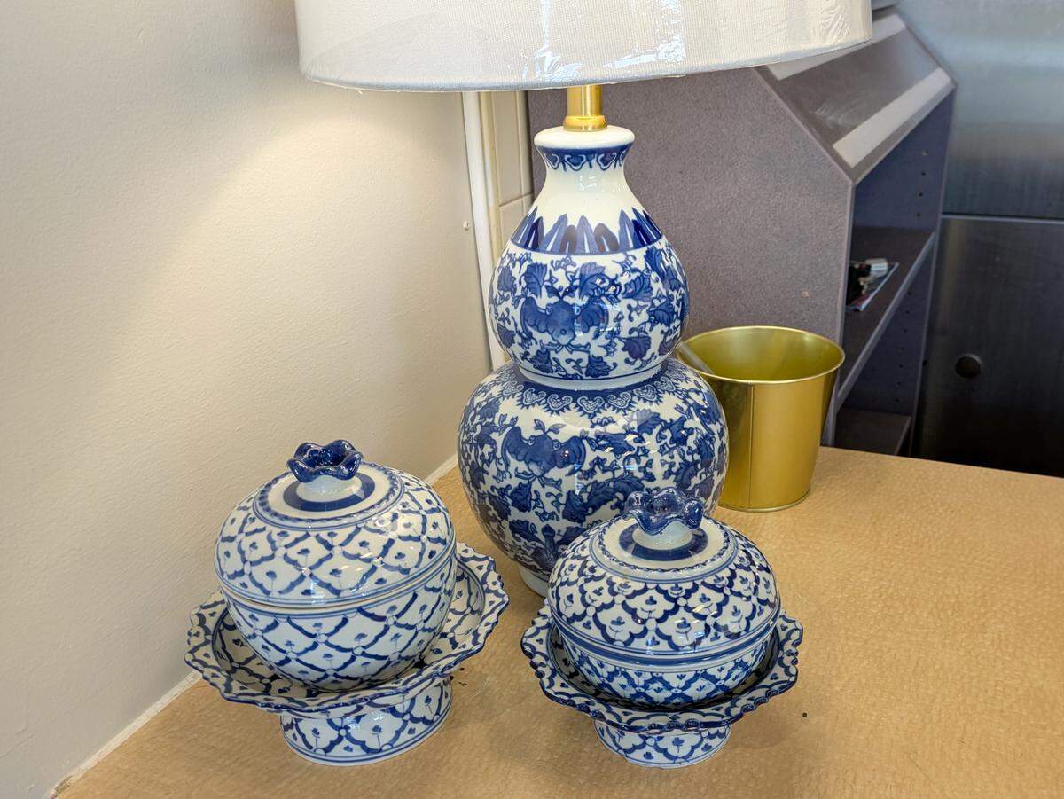 Blue and white porcelain pieces add splashes of color to the décor at Banana Leaf Thai Cuisine in Belleville.