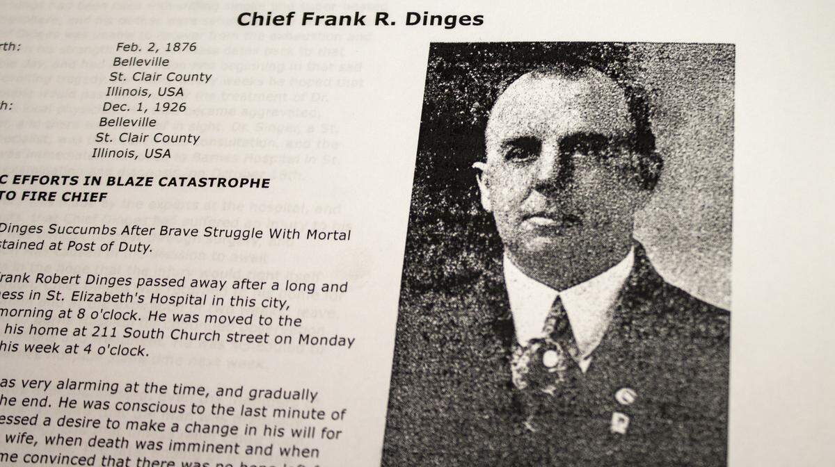 Memorial entry documenting the death of Belleville fire chief Frank R. Dinges in December of 1926.
