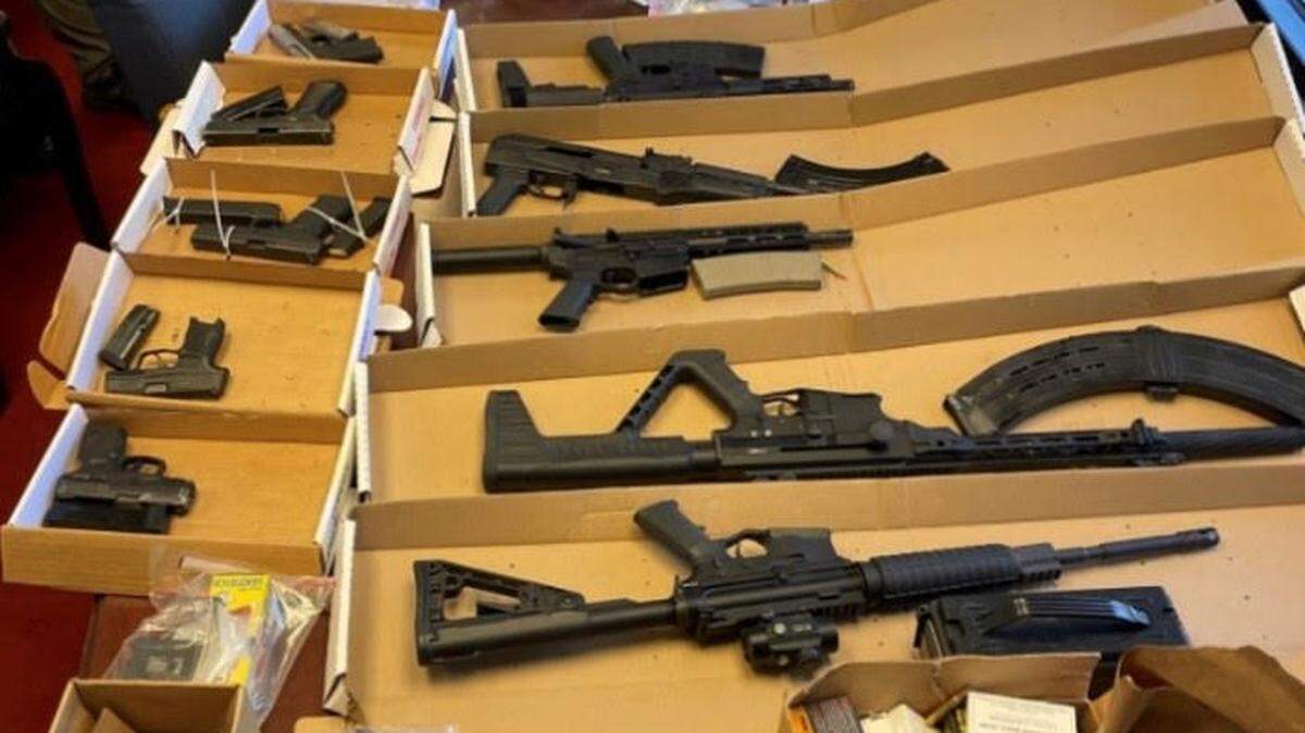 Local, state and federal officers have seized 117 firearms and made more than 400 arrests as part of an operation targeting gang members and fugitives in Madison and St. Clair counties and the Centralia area.