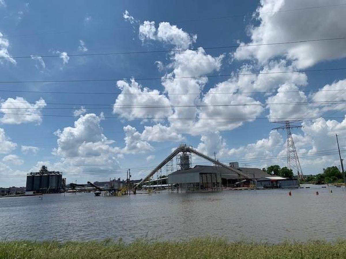 Mississippi River flooding has forced the closure of grain, coal and fuel operations in the metro-east.