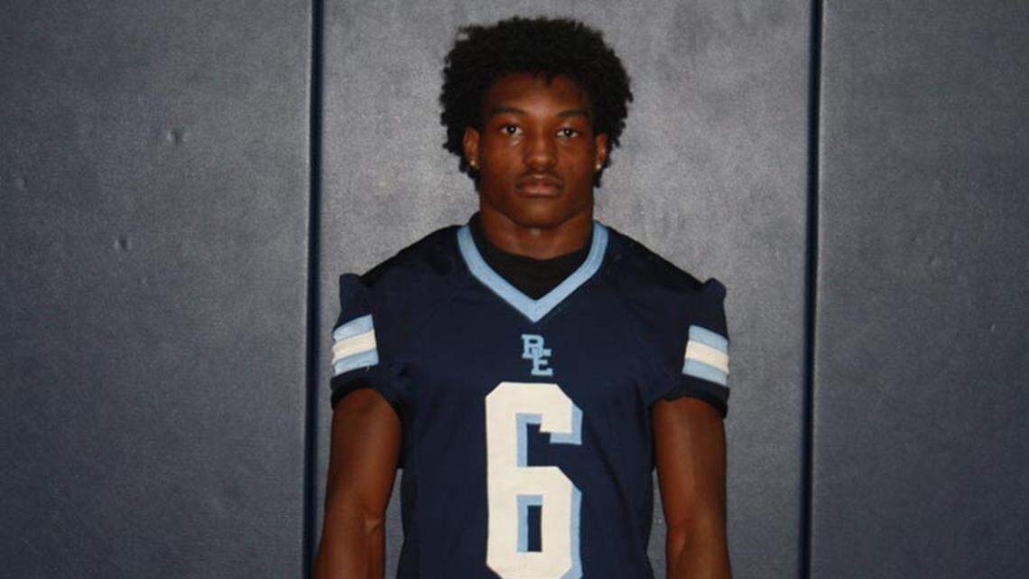 Poll results: Belleville East running back selected as BND Football Player of the Week of 2023