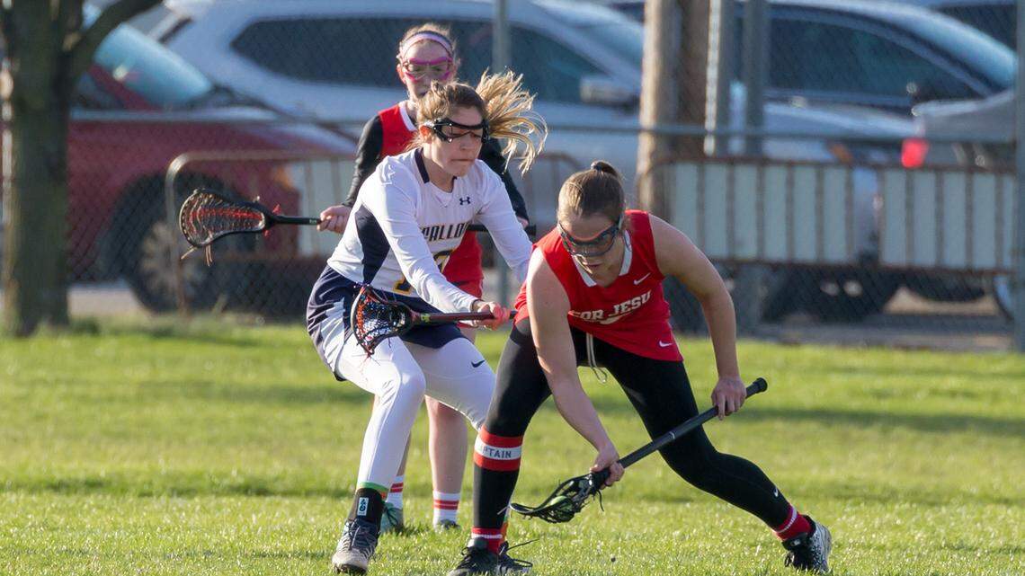 OTHS girls lacrosse team splits matches with Missouri, Indiana schools