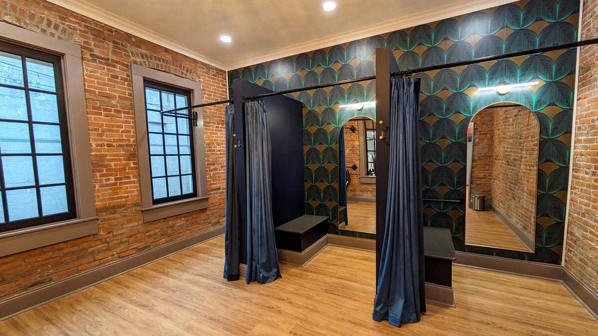Spacious fitting rooms at Jim’s