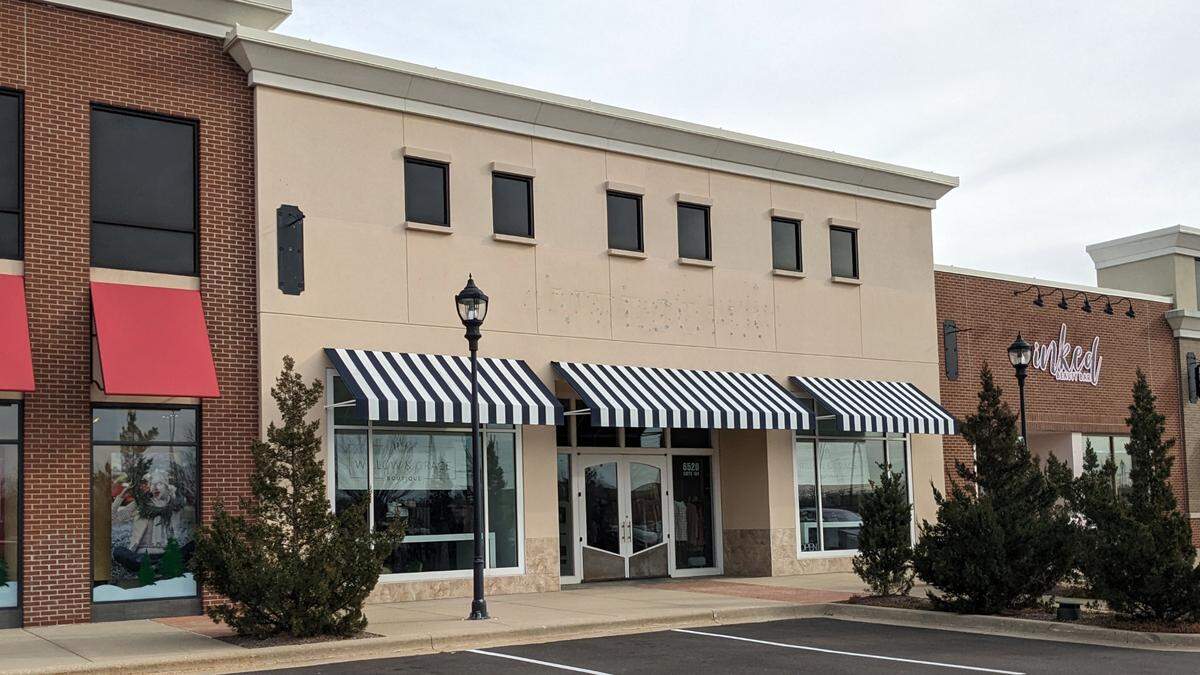 Versona, a fashion boutique, closed earlier this year. The shop space at 6520 N. Illinois St., Suite 104, is now the site of Willow & Grace Boutique.