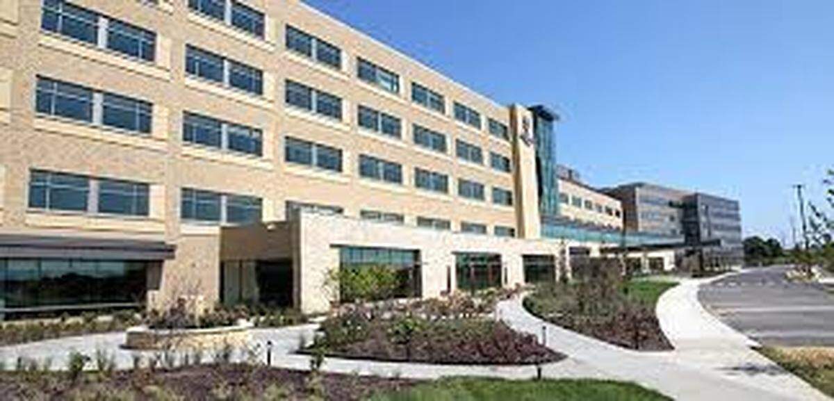 HSHS St. Elizabeth’s Hospital, 3 St. Elizabeth’s Blvd., will host a blood drive from 11:30 a.m. to 3:30 p.m. Tuesday, Dec. 13.