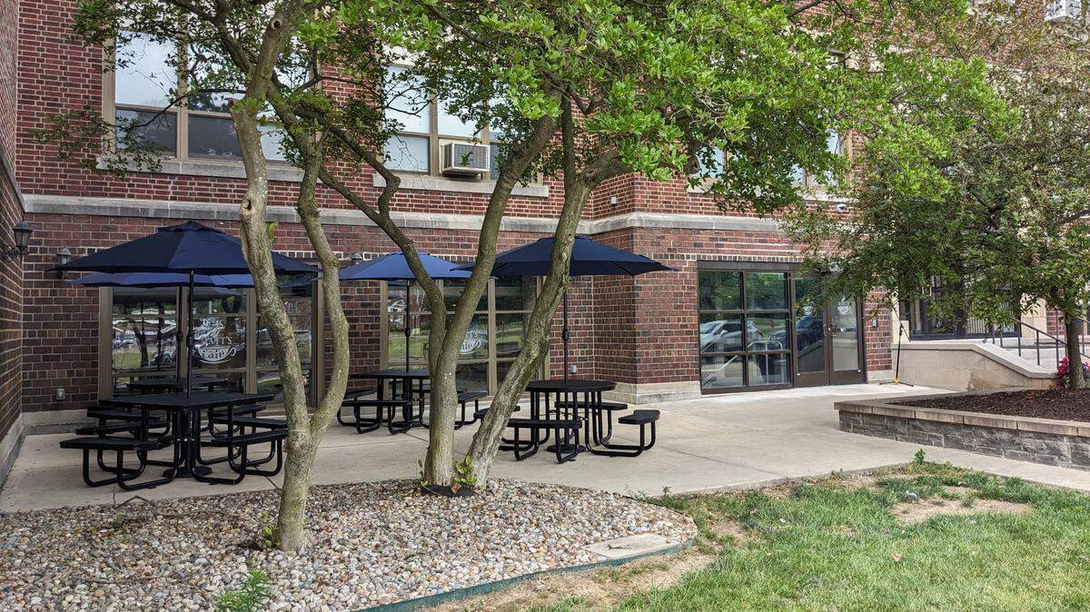 Matt’s Café, located at 2300 W. Main St. in Belleville on the Southwestern Illinois Justice & Workforce Development Campus