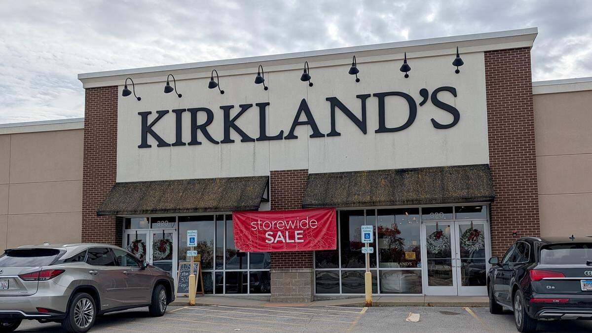 Kirkland's, 320 St. Clair Square, Fairview Heights