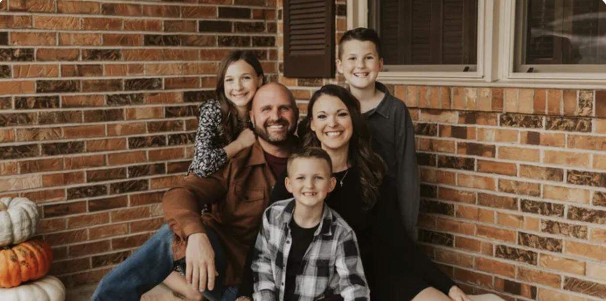 Illinois gubernatorial candidate Darren Bailey’s son, Zachary, wife Kelsey, and two children, Vada Rose, 12, and Samuel, 7, died in a helicopter crash in Montana last week. A third grandchild, Finn, was not with the rest of the family and is safe.