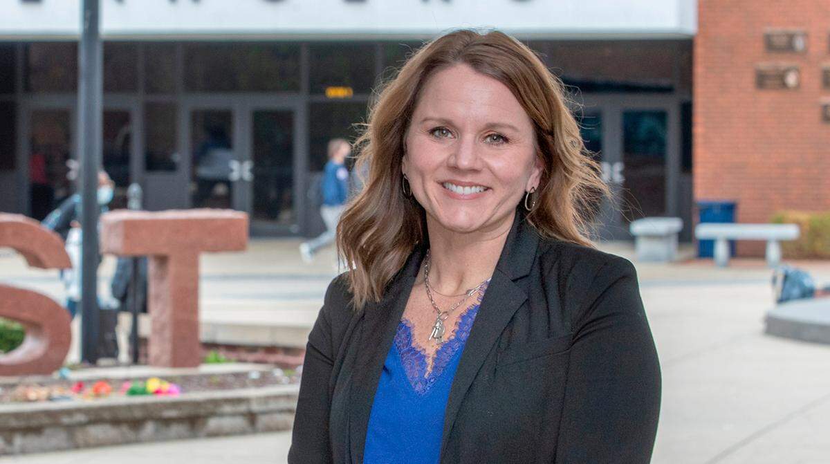 Former Belleville East High School assistant principal Kalynn Larsen is the new principal of Union Elementary school in Belleville.