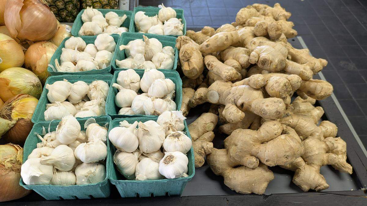 Garlic and ginger roots at Mike & Sarah’s Produce
