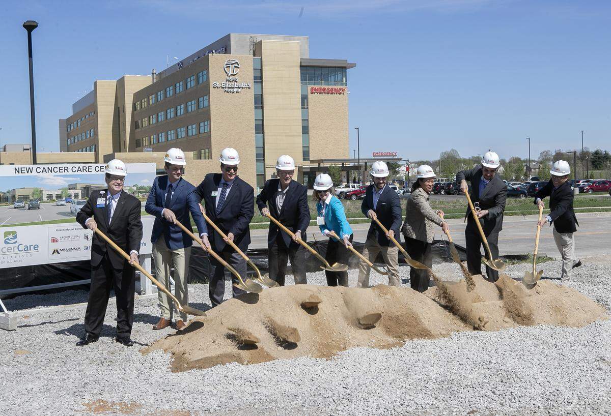 Cancer Care Specialists of Illinois and St. Elizabeth’s Hospital held a ceremonial groundbreaking to highlight the future site of a new cancer care center. The center will offer comprehensive cancer services to patients in the metro east region. The new center will be located directly across from the new St. Elizabeth’s Hospital in O’Fallon.