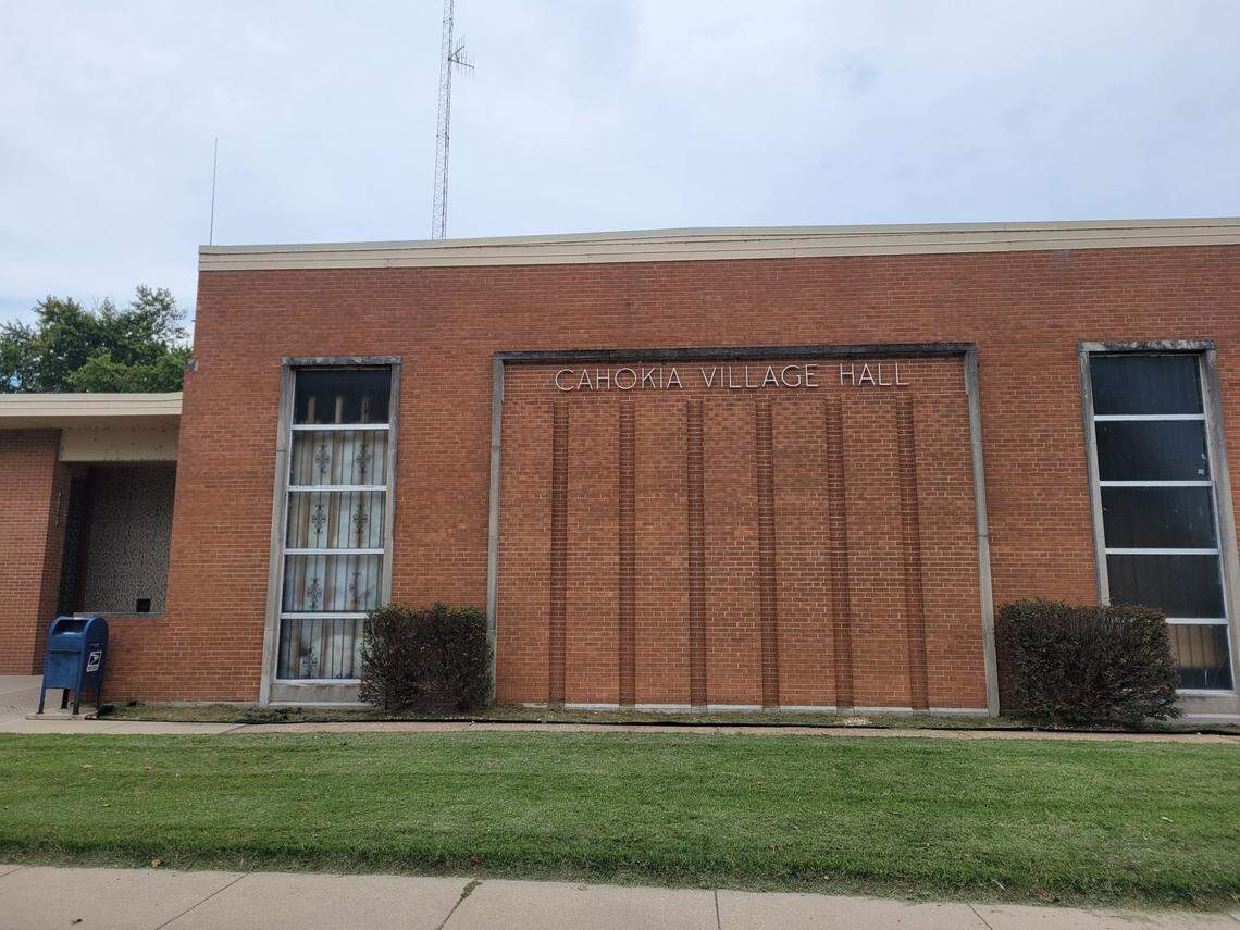 Cahokia Heights City Hall, which is the same building as the former town of Cahokia’s village hall, is located on 103 Main Street.