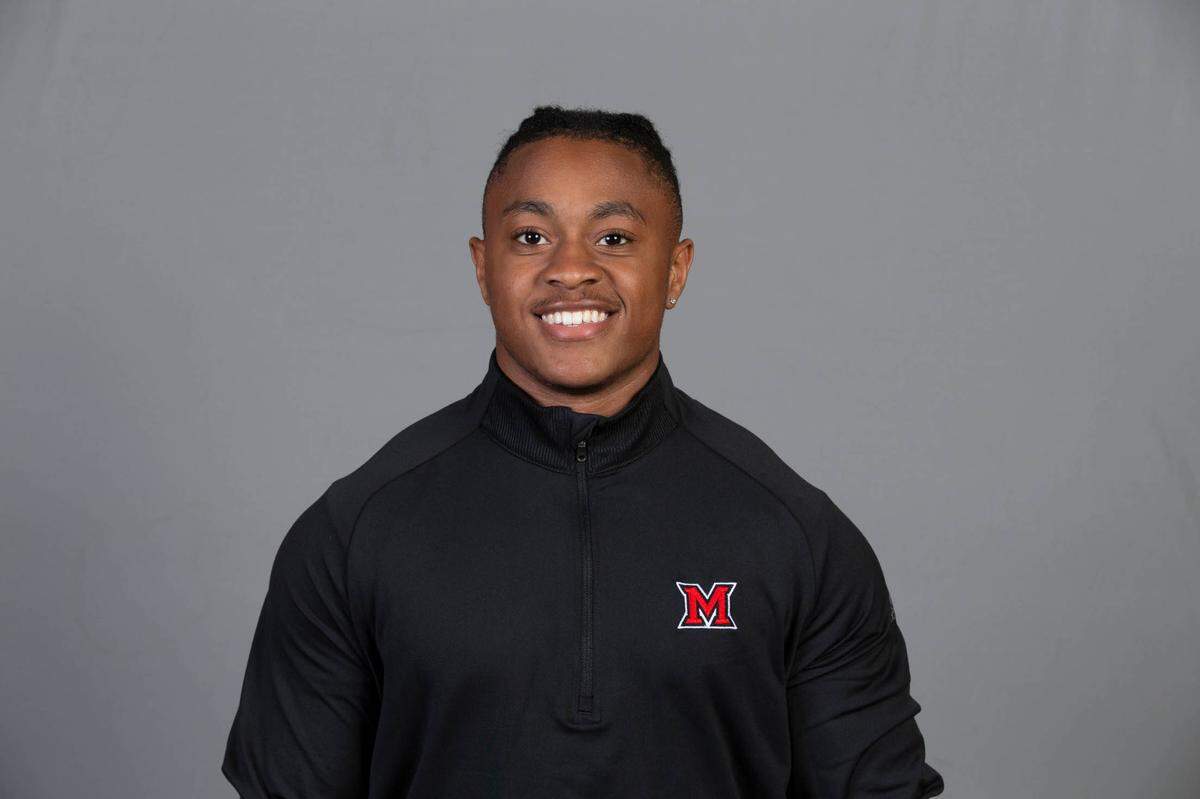Football Head Shots D7919