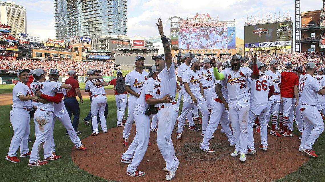 Let’s hope the St. Louis Cardinals do better in the playoffs than they did in the final week