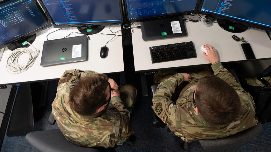 375th CSPTS on Scott Air Force Base: Programing to perfection