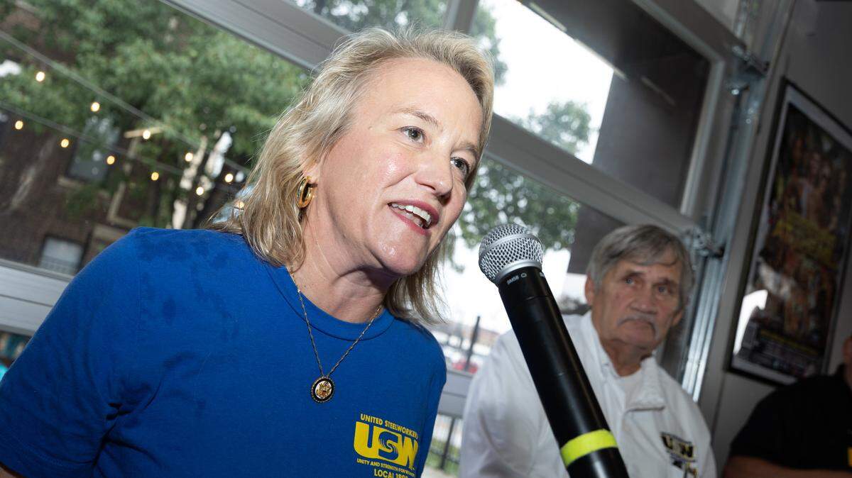 U.S. Rep. Nikki Budzinski speaks to a crowd of steelworkers and their families during a rally in Granite City on Sept. 20.