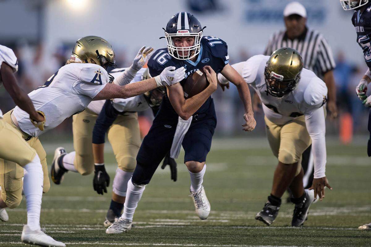 September 9, 2022 - Breese, IL - Mater Dei’s Trenton Zeeb carries the ball during the Belleville Althoff vs Breese Mater Dei varsity football game. Althoff went on to a 13-7 win. [Photo: Chris Johns]