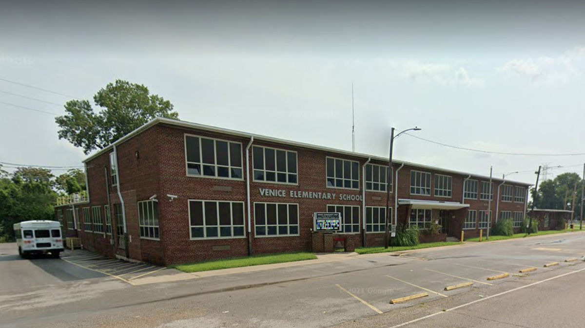 The old Venice Elementary School building on South 4th Street was demolished in 2022 after it was condemned.