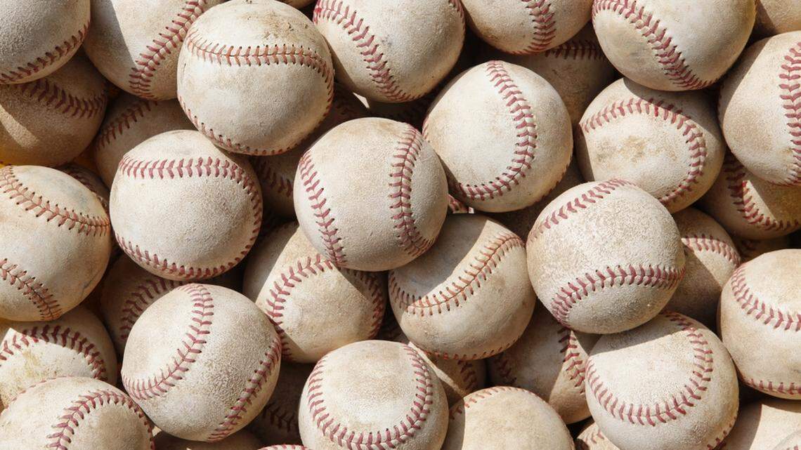 Win over O'Fallon elevates Columbia in News-Democrat large school baseball poll