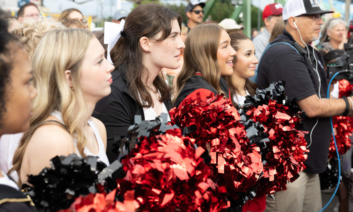 Cheerleaders for Granite City stood before the contestants and cheered them on as the competition progressed.