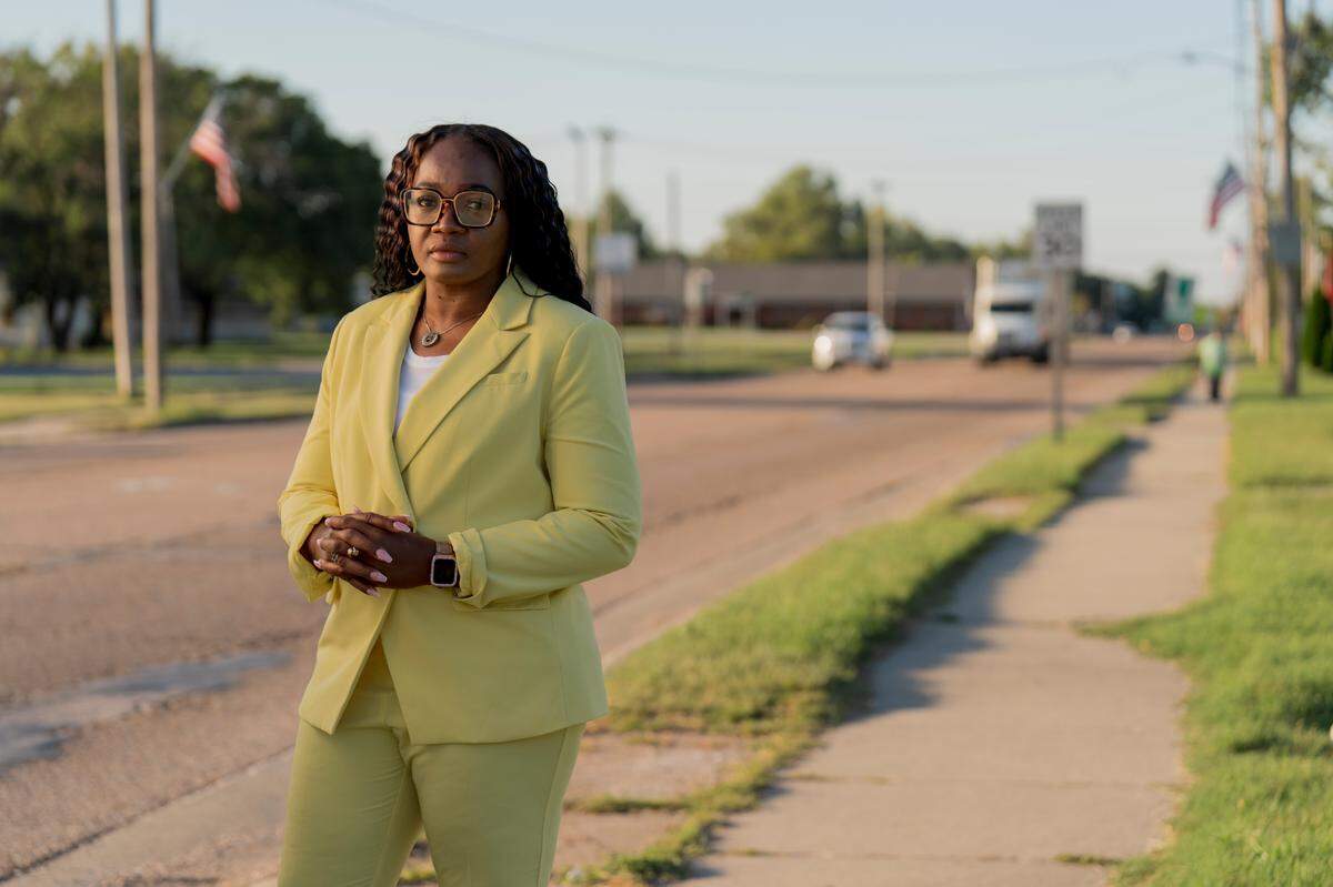 April Roby-Bell wants her community restored after decades of dealing with a lack of resources, gun violence, and economic inequality. Two years ago, she opened Restoration Outreach Center, a church in Washington Park, a community that borders East St. Louis, Illinois. (Whitney Curtis for KHN)