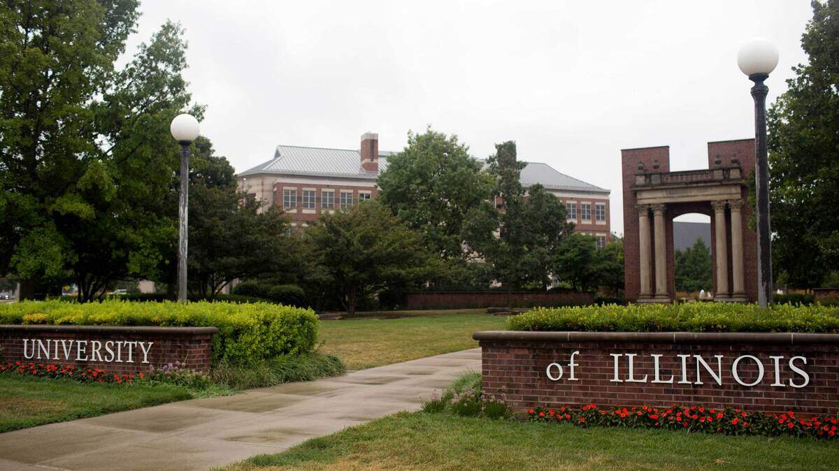 This IL city ranks among best college towns in US — and it’s not near Chicago