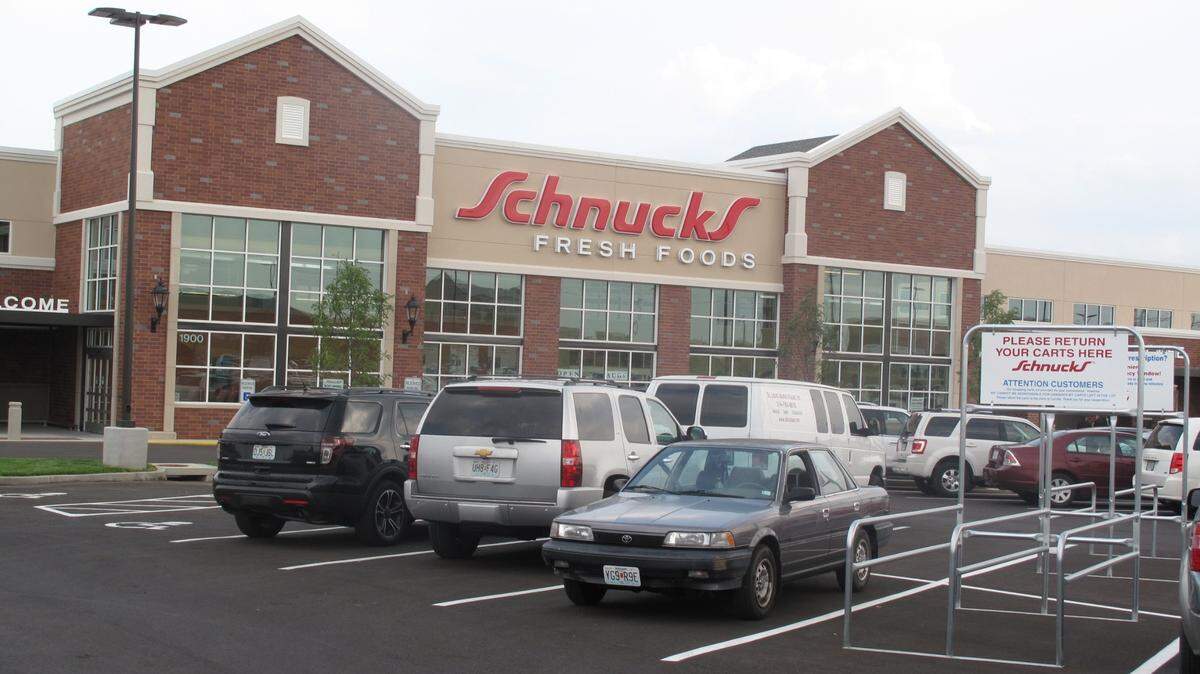 Some metro-east grocery stores will be operating under limited hours for Labor Day Monday.