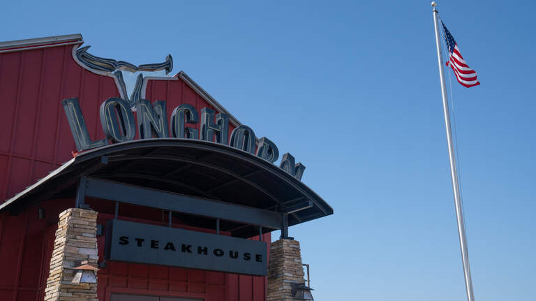 How has the Fairview Heights restaurant tied to illnesses fared in health inspections?