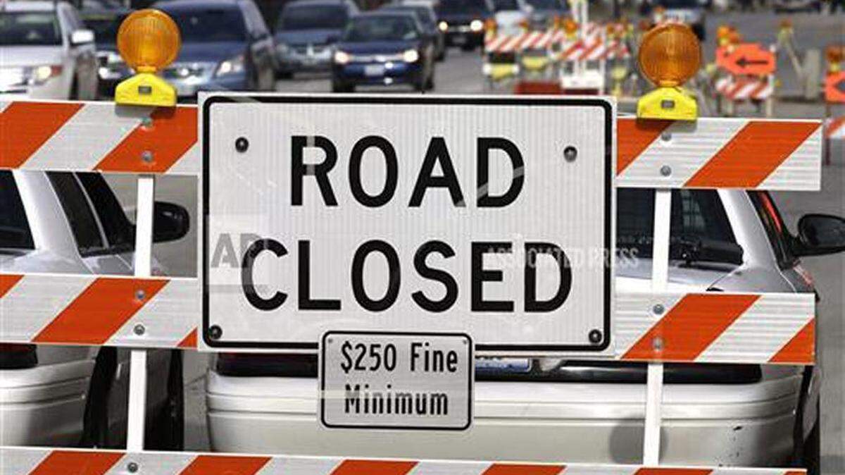 The Illinois Department of Transportation announced upcoming road work.