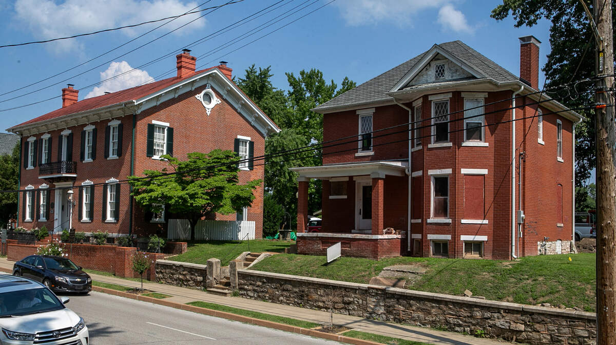 The St. Clair County Historical Society held a groundbreaking ceremony for the future Daphne Sumner History Discovery Center located next door to their current headquarters on East Washington Street in Belleville. The 1909 Queen Anne-style house will be renovated to serve as a historical hub for tour groups, programs and social gatherings with the following amenities: Research library, welcome area, artifact preservation lab, gazebo, foyer, curator’s office, rose garden and outdoor gathering area.