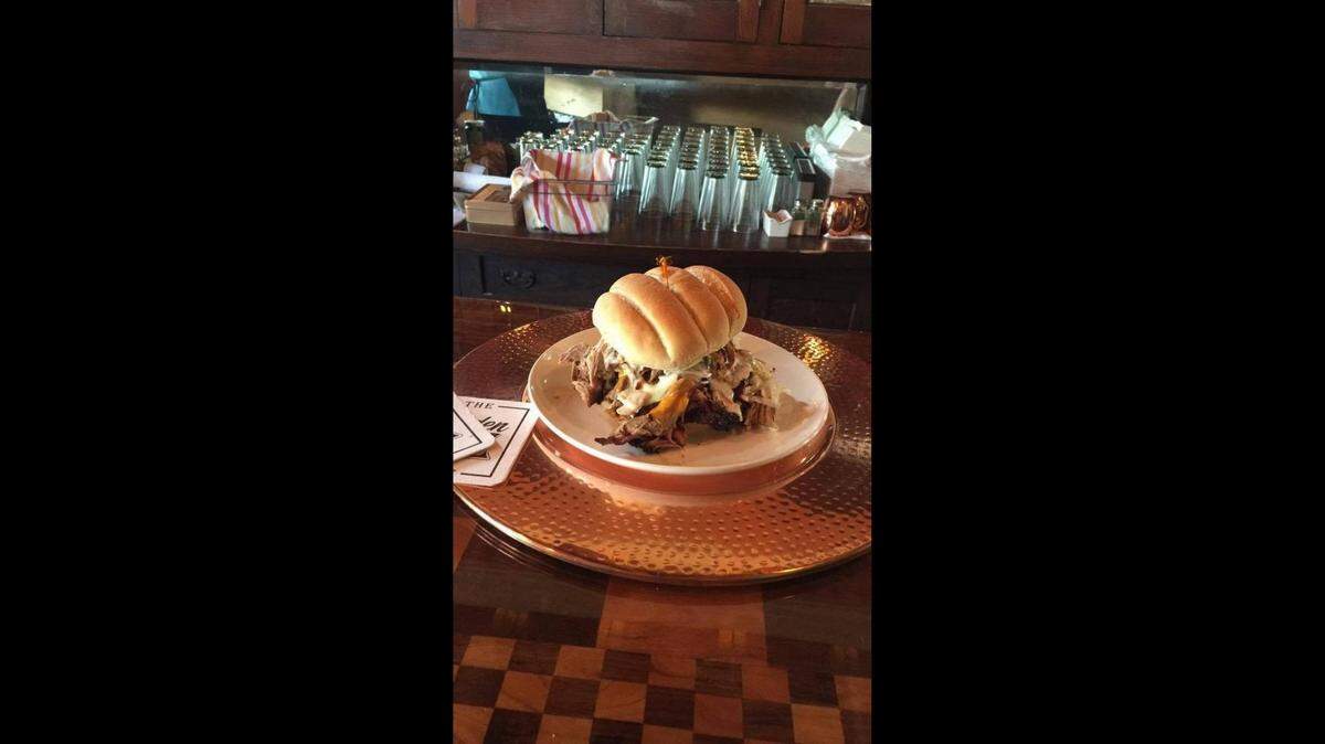 The Wooden Tie Cafe specializes in smoked meats, including pulled pork, beef brisket, turkey, chicken and ribs. It also serves burgers, other sandwiches, appetizers, salads and desserts.