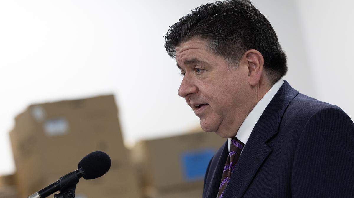 Gov. J.B. Pritzker speaks at a ribbon-cutting ceremony for TekLab, a science laboratory company responsible for environmental testing, such as PFAS in water quality and soil quality on farms.