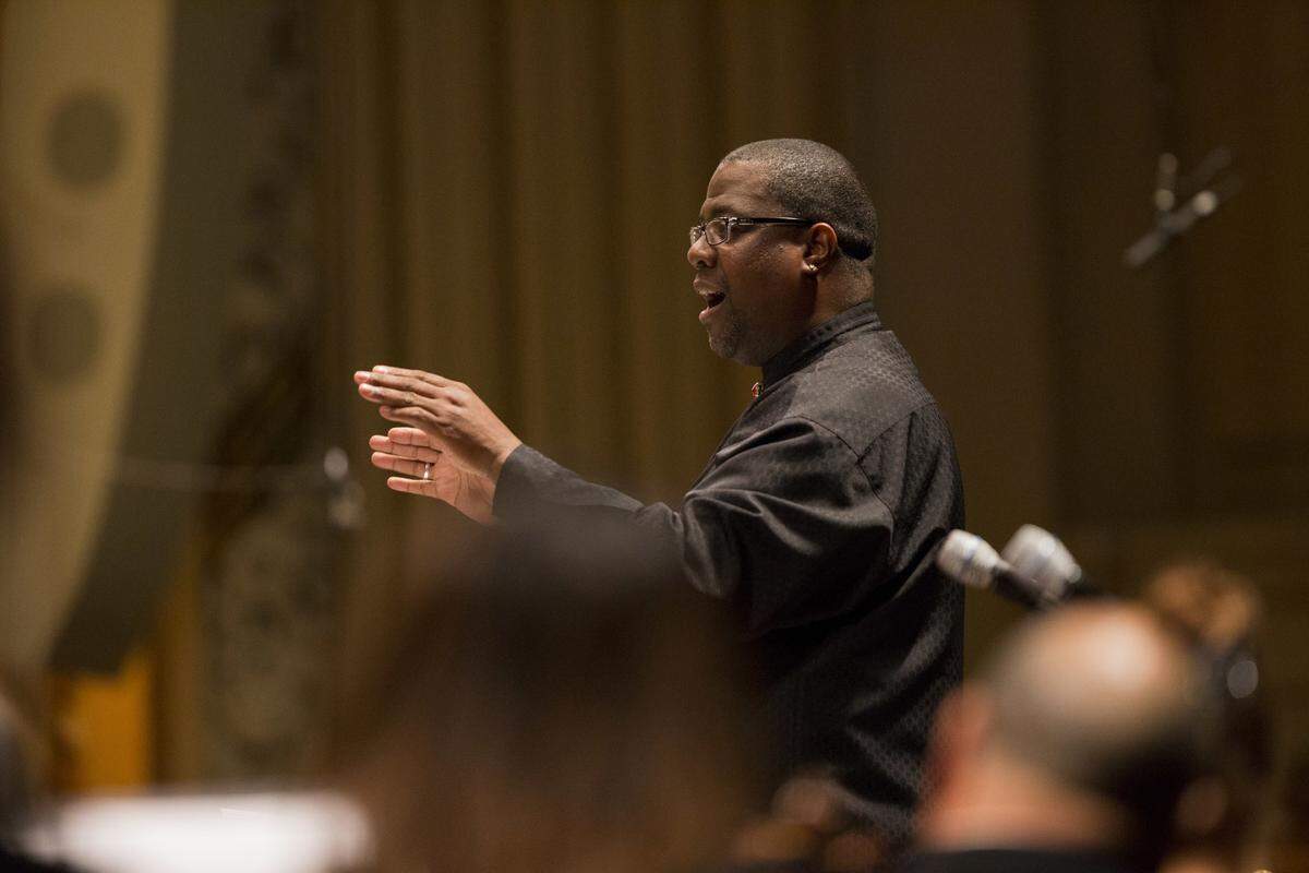 The St. Louis Symphony Orchestra, Music Director Stéphane Denève, and St. Louis Symphony IN UNISON Chorus Director Kevin McBeth (pictured) will honor Dr. Martin Luther King Jr. with a free performance Monday at Powell Hall. For tickets and info, visit slso.org.