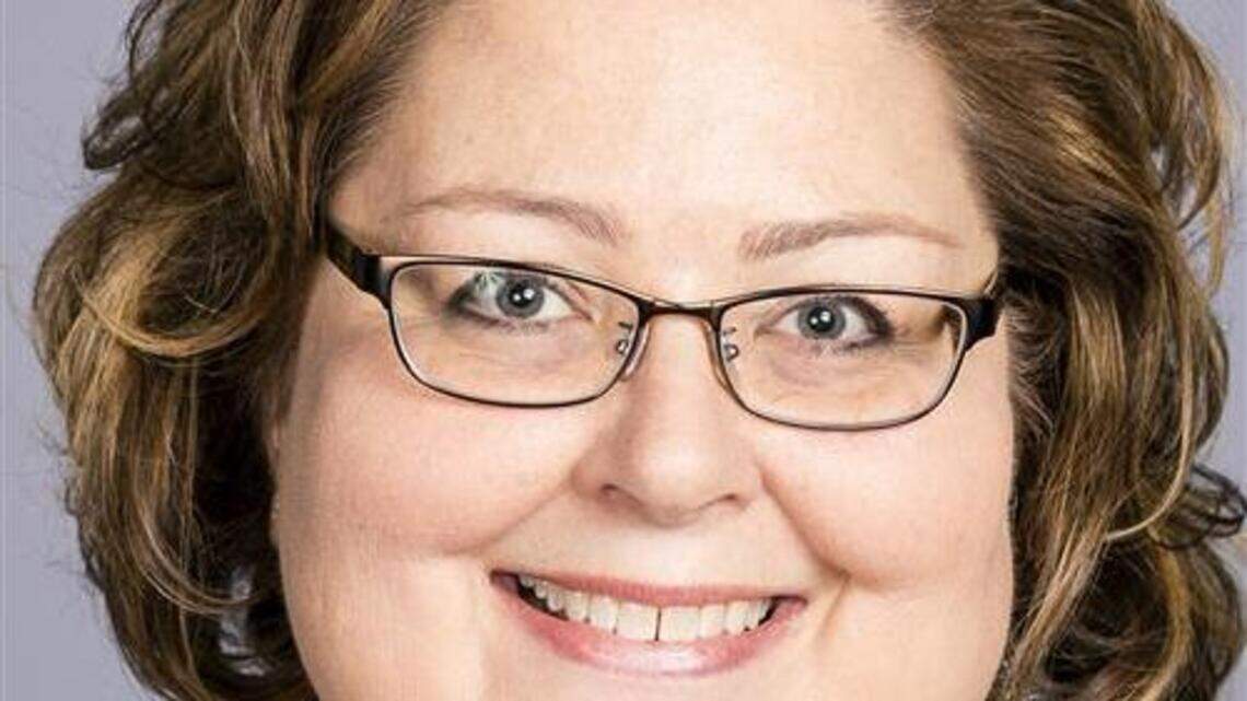 Jennifer Brumback, candidate for school board in Edwardsville CUSD 7, IL
