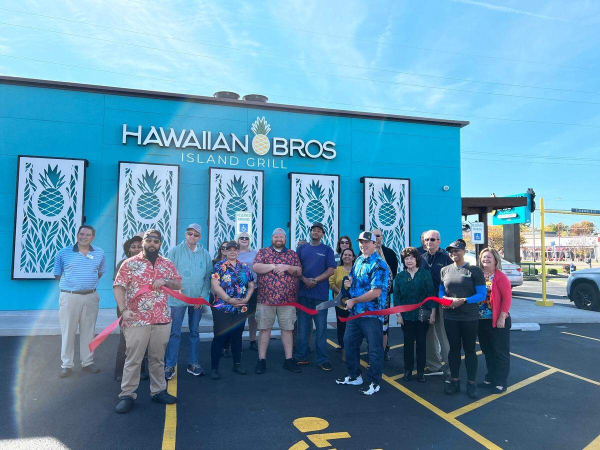 Hawaiian Brothers Island Grill opened and held a ribbon-cutting in November, joining locations in Florissant, Missouri, and one in a former Pizza Hut in Edwardsville. The O’Fallon location is where once a dilapidated Dairy Queen stood for years.