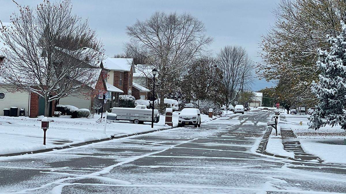 Snow fell on much of the metro-east on Saturday in a storm that was not expected by forecasters.