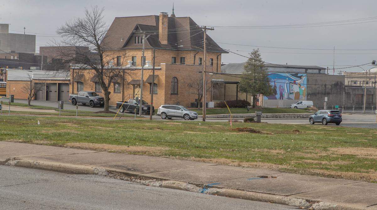 Renner Funeral Home will be expanding their services to include a new crematory to be built on North High Street near their 120 N. Illinois St. location in Belleville.