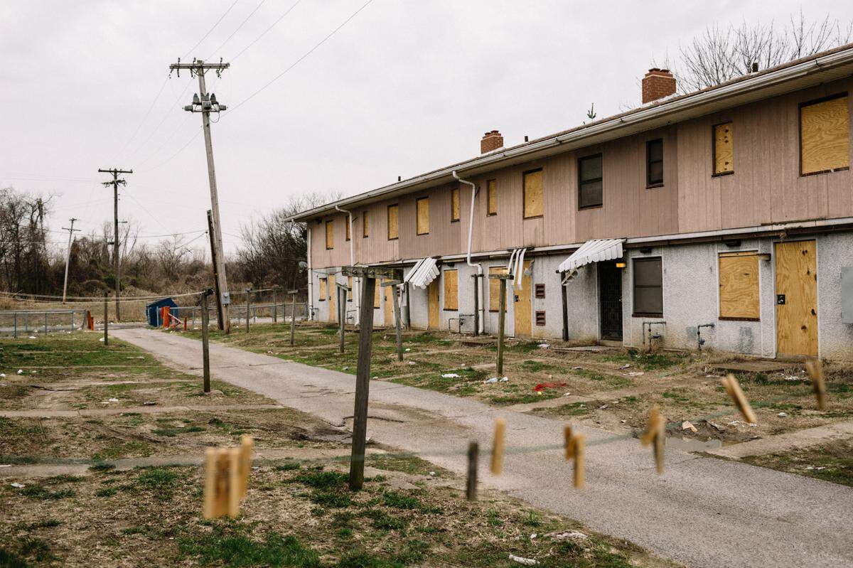 The McBride housing development in Cairo. HUD announced plans to shutter McBride, and the nearby Elmwood housing complex, in April 2017.